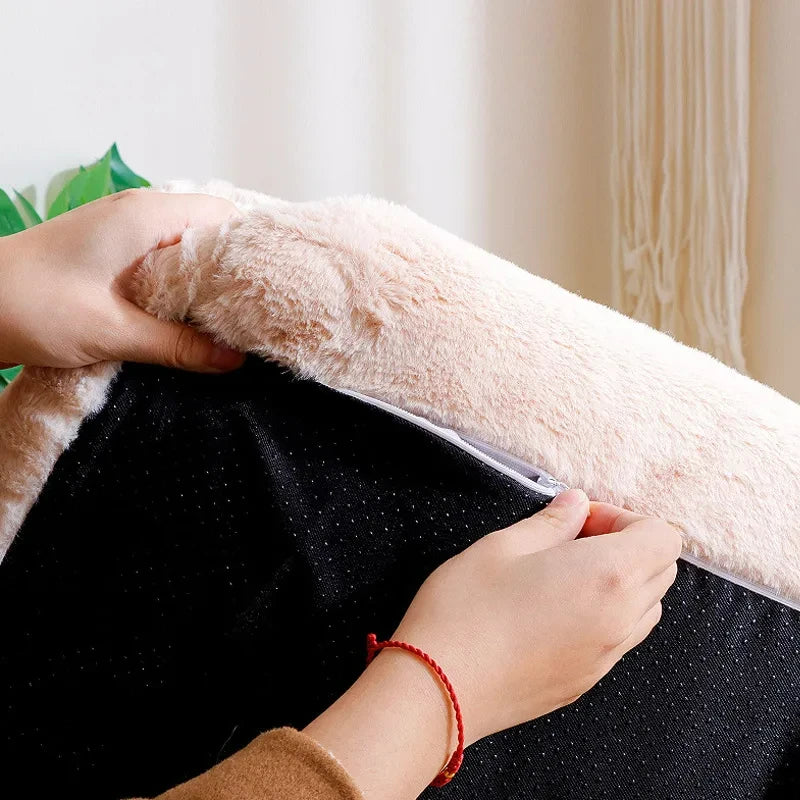 Canapé douillet en peluche
